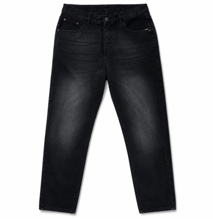 Black boyfriend ION jeans featuring a relaxed fit, classic five-pocket design, and premium denim fabric for everyday comfort.